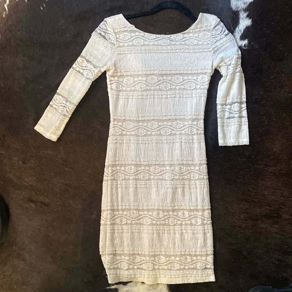 Ivory lace fitted dress